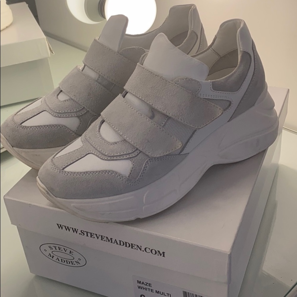 Steve Madden Sneaker platform Maze size 6